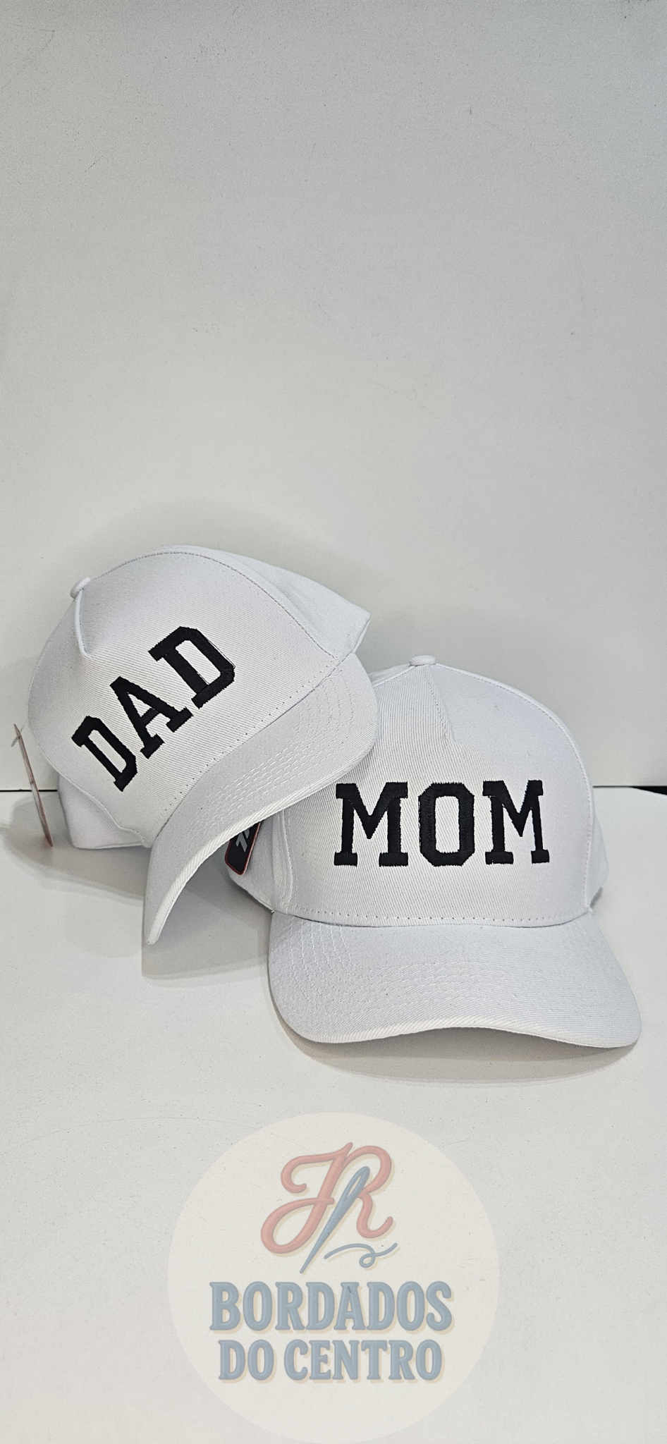 Boné bordado personalizado com logotipo
